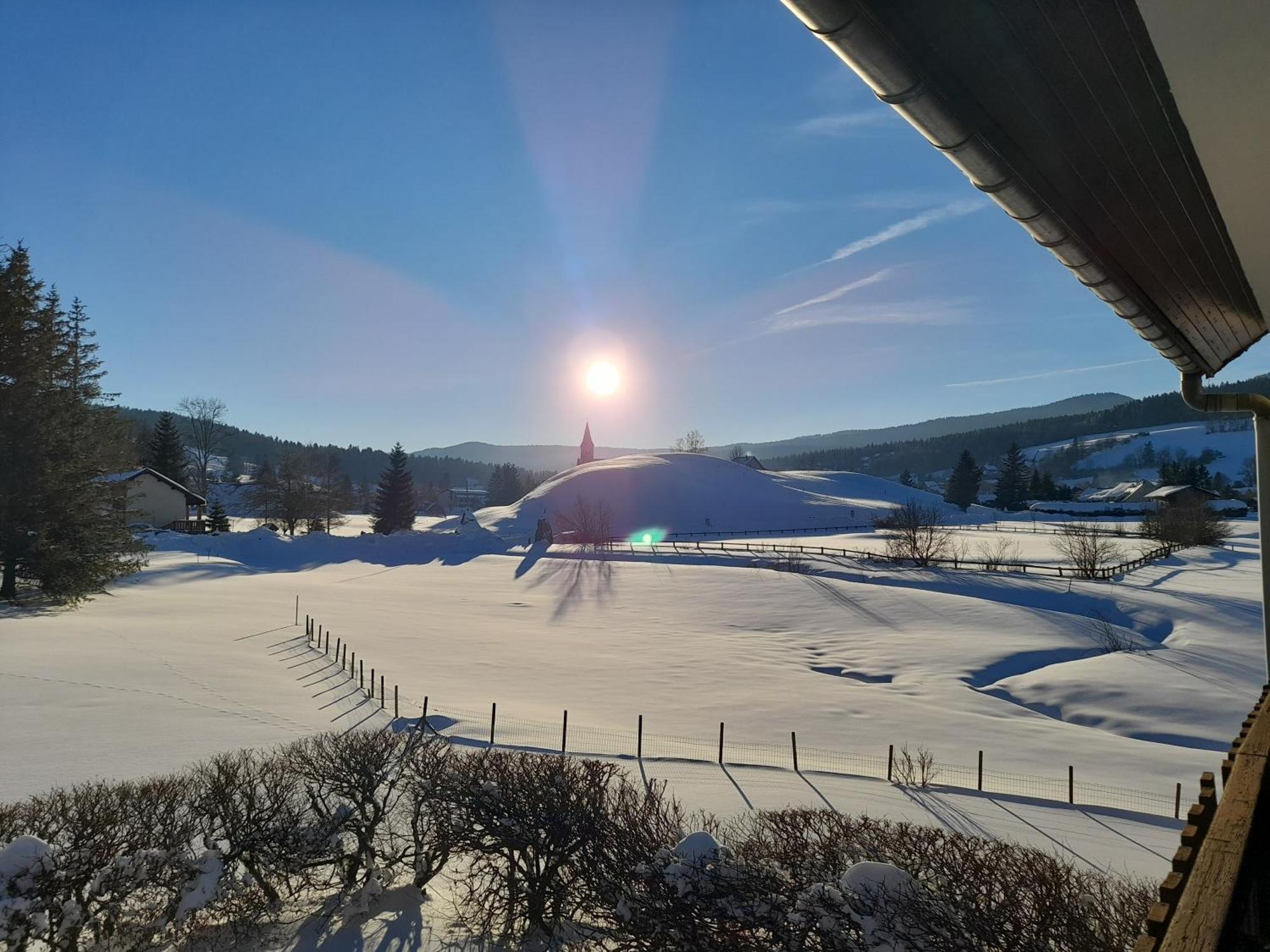 Duplex 59M2 - Proche Centre - Balcon Plein Sud Apartment Correncon-en-Vercors Luaran gambar